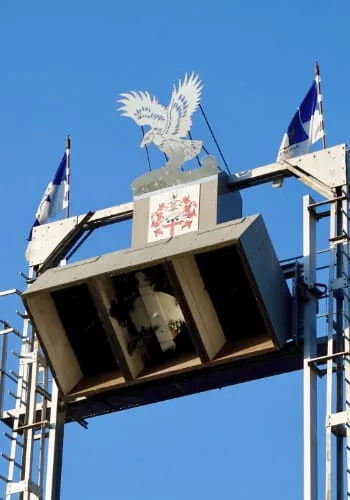 Der Hochstand im Jahr 2019 am Tag