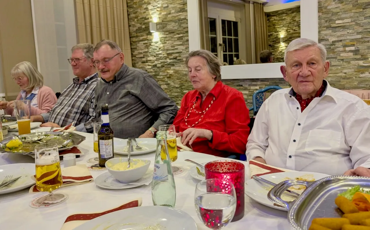 Gruppenfoto der Senioren bei der Weihnachtsfeier 01