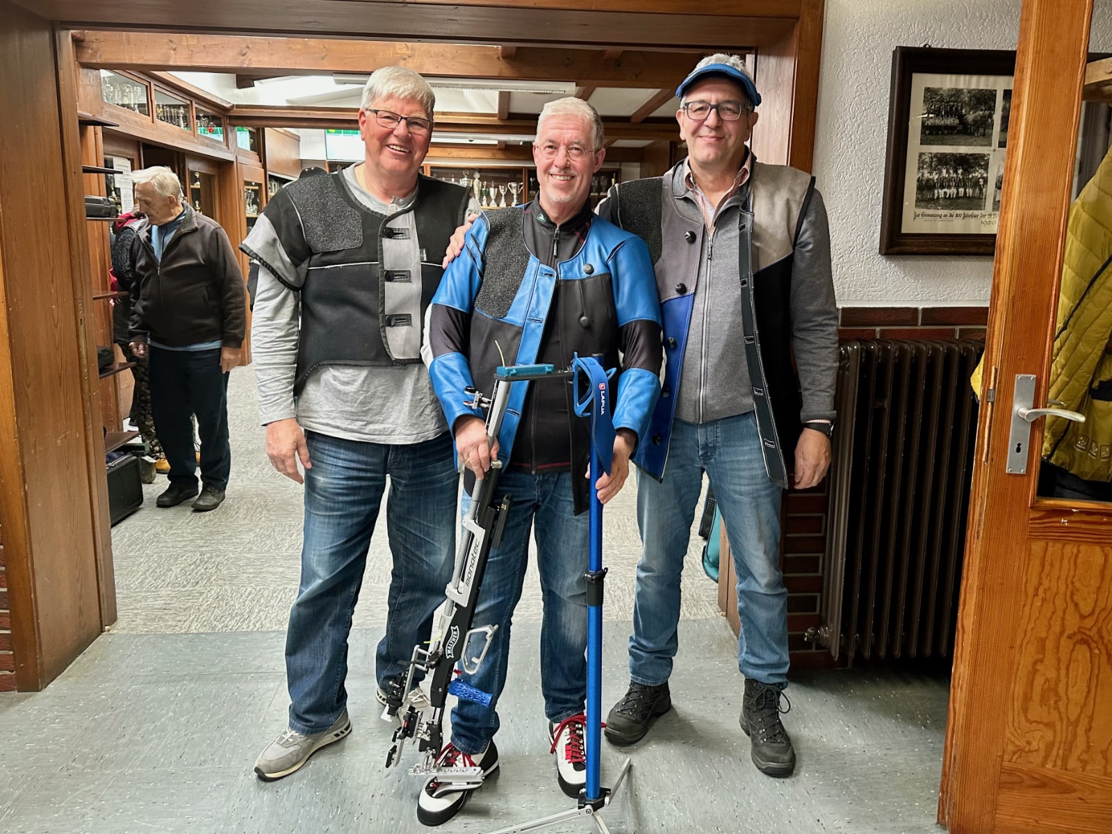 Gruppenfoto Sieger Seniorenklasse Luftgewehr