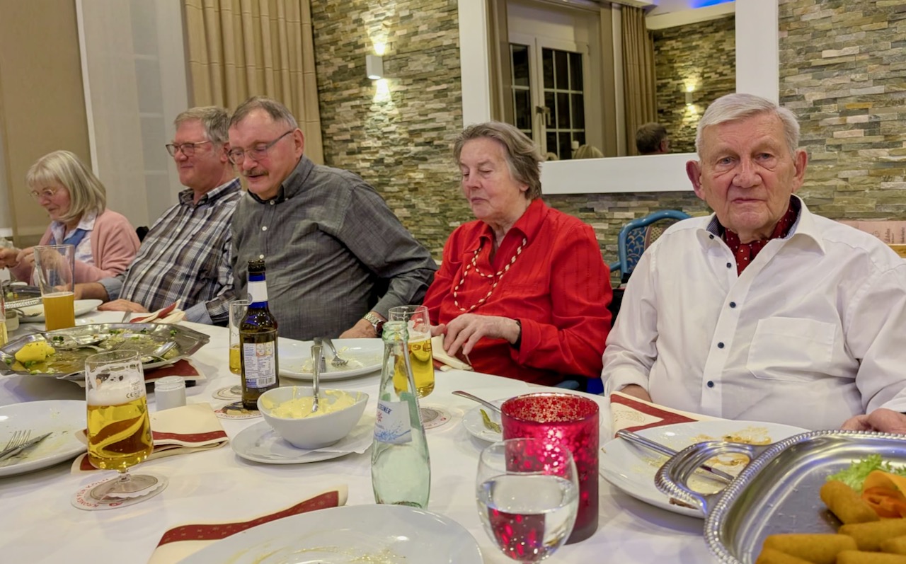 Gruppenfoto der Senioren bei der Weihnachtsfeier 01