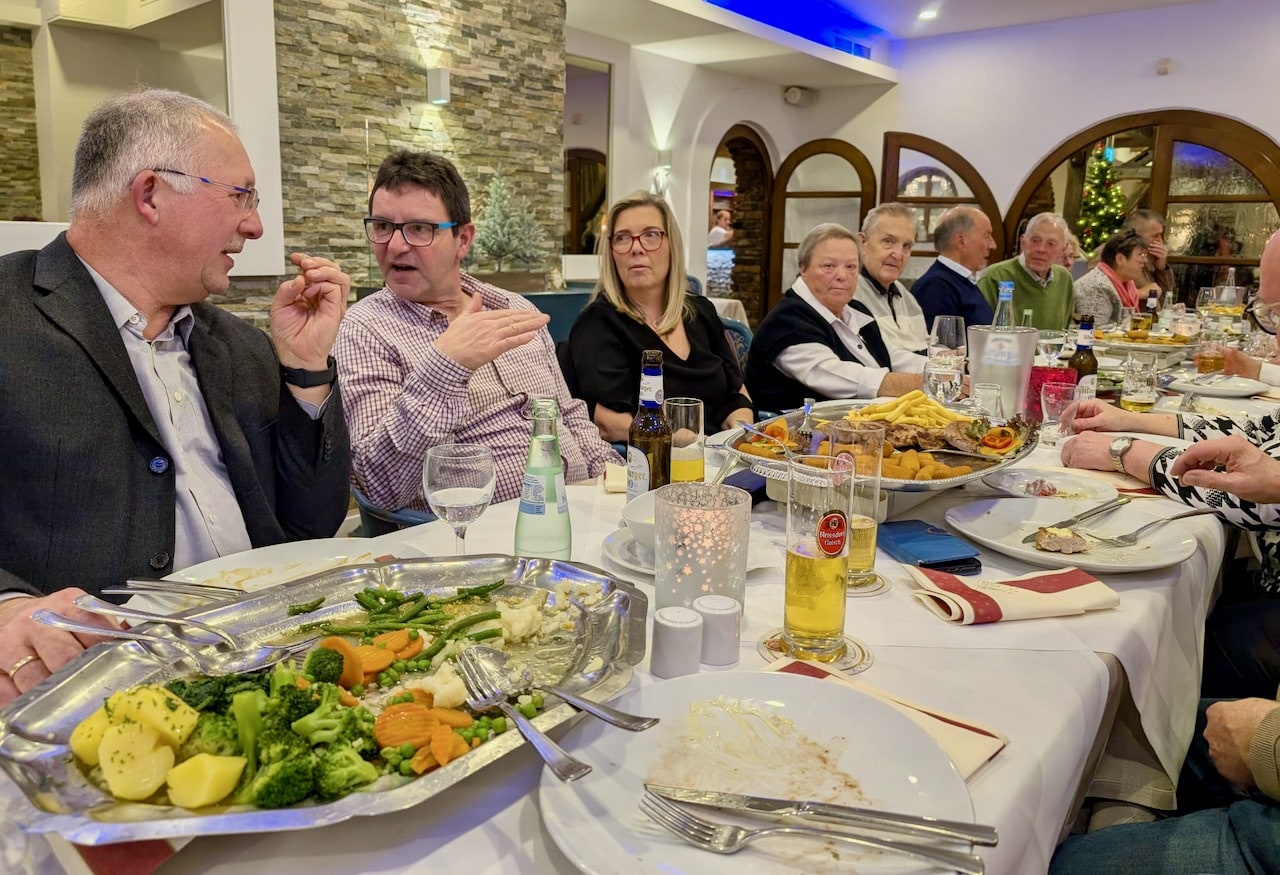 Gruppenfoto der Senioren bei der Weihnachtsfeier 02